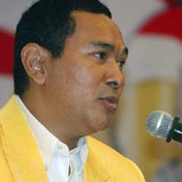 Ribuan Pendukung Tommy Serbu Arena Munas