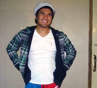 Gaya Tabrak-tubruk ala Saipul Jamil