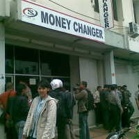 Satpam Perusahaan di Jalan Naripan Lebih Waspada