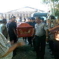 Warga Surabaya Tewas di Hotel Ambacang