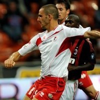 The Gunners Bidik Dua Bek Bari