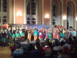 Semalam Menikmati Jawa