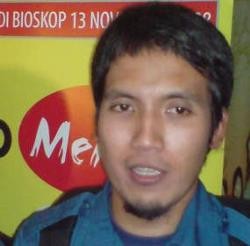 Sutradarai film Burger Bacem, Desta Dibuat Pusing 