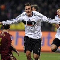Gol Tunggal Klose Loloskan Panser