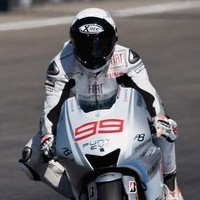 Lorenzo Siap Berpesta