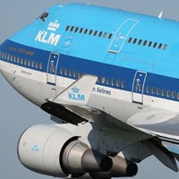 KLM Bawa 85 Ton Bantuan untuk Korban Gempa Sumbar
