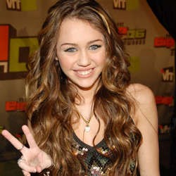 Stop Nge-Tweet, Miley Cyrus Bikin Video Rap