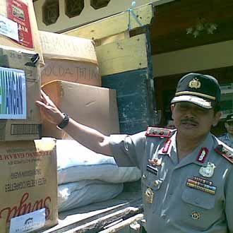 Polda Jatim Sumbang Korban Gempa