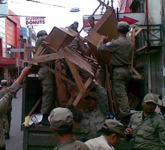 Razia PKL di Bandung