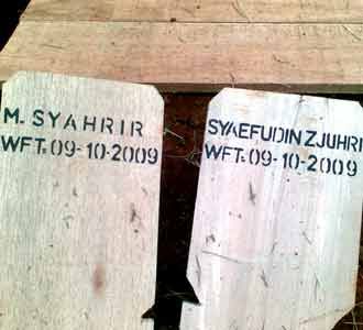 Syaifudin dan Syahrir Dimakamkan