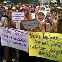 14 Ribu Guru Honorer Terancam Tidak Jadi PNS