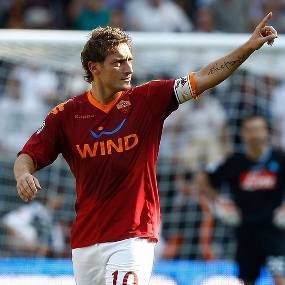 Totti Buka Pintu bagi Azzurri