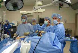 Musik Kurangi Stres Pasien Saat Operasi