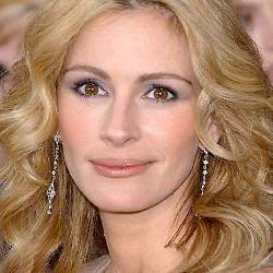 Julia Robert Syuting Diamankan Pecalang