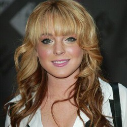 Lindsay Lohan Dibuntuti Pengedar Obat