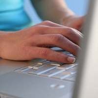 Kuba Larang Blogger Terima Penghargaan di New York