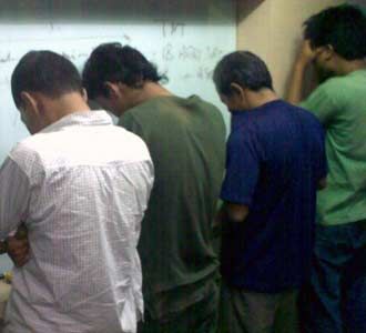 Pelaku Gembos Ban Diringkus