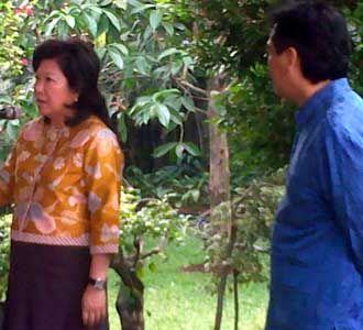 Ramai-ramai ke Cikeas