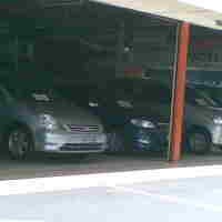 Harga Mobil Bekas Turun