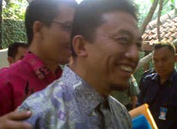 Wajah Berseri dan Lega di Cikeas