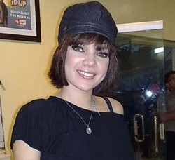 Dewi Sandra: Cinta Nggak Pernah Salah!