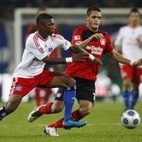 Imbangi Hamburg, Leverkusen Masih Memimpin