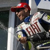 Rossi Sejengkal Menuju Juara Dunia