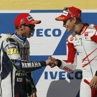 Pertarungan Setengah Hati Rossi