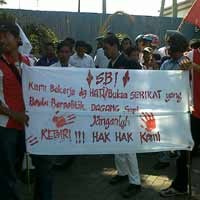 Tuntut Hak dan Keadilan, Karyawan PT Indo Yoke Demo