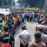 Demo di Istana, Mahasiswa Tuntut SBY Tuntaskan 5 Masalah dalam 100 Hari