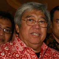 TK Datang Sendiri, Ditanya tentang Mega Hanya Tersenyum