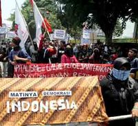 Demo Tolak Pelantikan SBY-Boediono