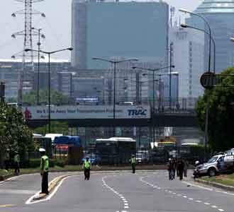 SBY Dilantik, Gatot Subroto Disterilkan