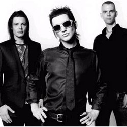 Konser di Jakarta, Placebo Boyong Barang 7 Ton