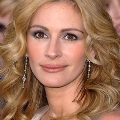 Julia Roberts Belanja di Pasar Ubud