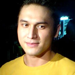  Indra Brugman Gemar Pindah ke Lain Hati