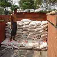 Bulog Siap Beli Lagi Beras Petani 400.000 Ton