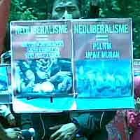 Front Rakyat Anti Neolib Tolak Pelantikan SBY-Boediono