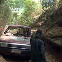 Mobil Rombongan Mahasiswa UNS Nyemplung Sungai