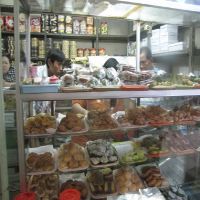 Berburu Jajan Pasar di Cikini Ampiun