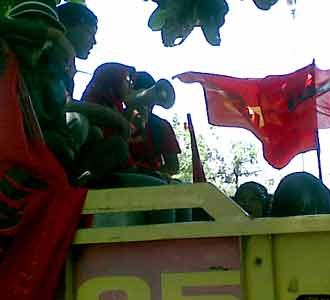 KASBI Cimahi Geruduk Disnakertrans Jabar