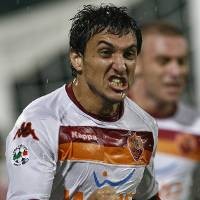 Burdisso: Nesta Akui Bukan Penalti