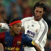 Ramos Nantikan Dinho