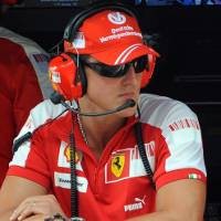 Schumi Selamati Button, Besarkan Hati Vettel