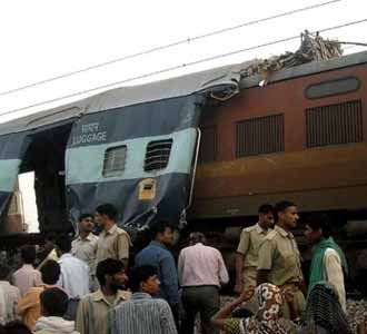 2 KA Ciuman di India, 21 Orang Tewas