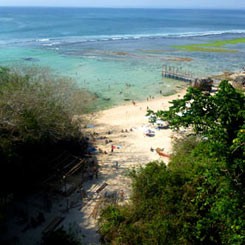 Pantai Padang-Padang Ditutup Sepekan untuk Julia Roberts