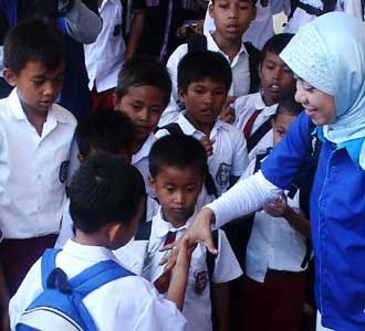 Terapi Healing Untuk Korban Gempa