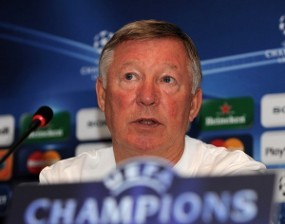 Ditanya Soal Sanksi, Fergie Ngeloyor Pergi