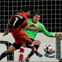 Sevilla & Unirea Menang Tandang