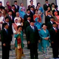 Akan Difoto, SBY Teriak Mana Anung Mana Anung